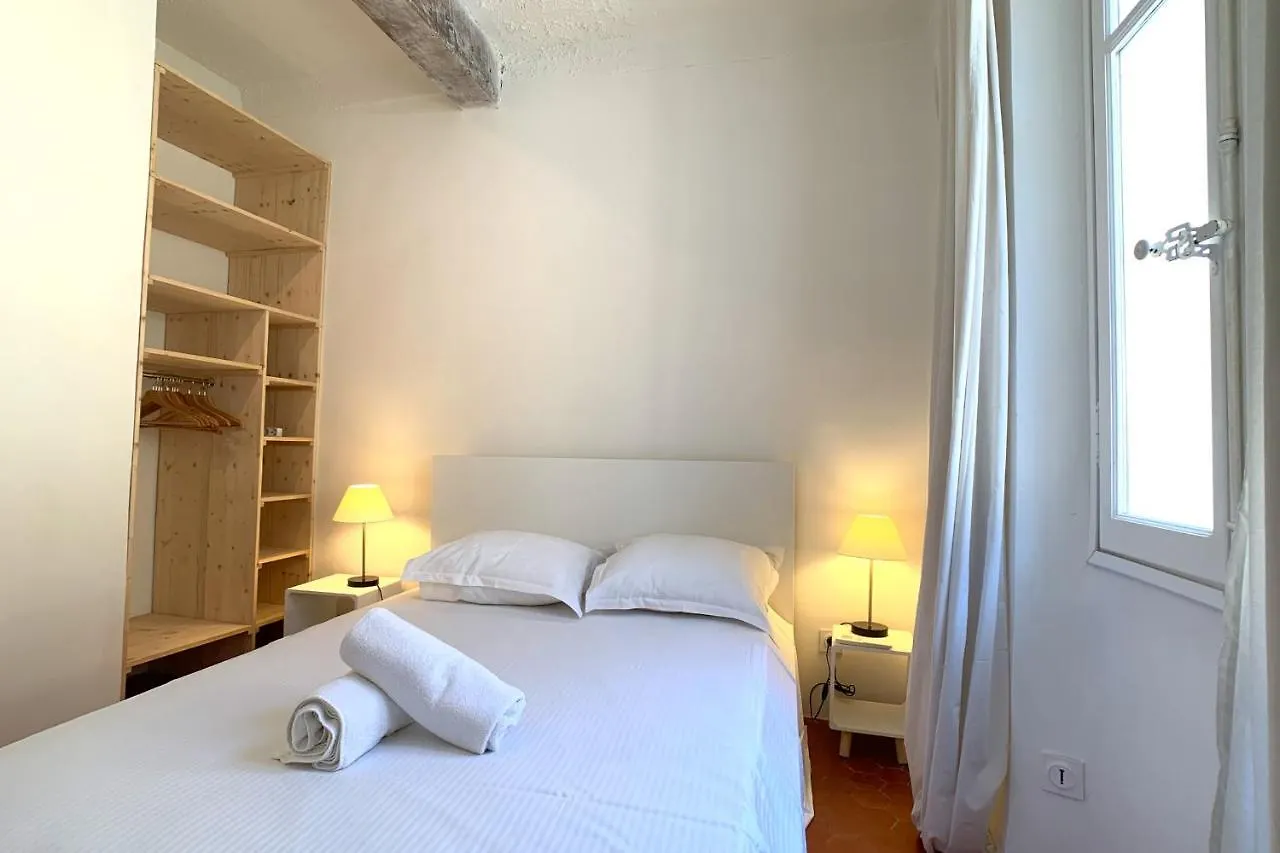 Atypical 1 Bedroom Appartment In Rue Fourmilliere Antibes 0*,  France